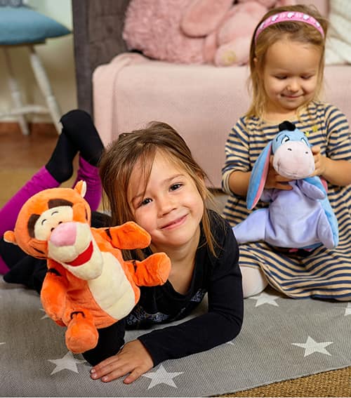 Zabawki do przytulania – jak dobrać maskotki do wieku dziecka?
