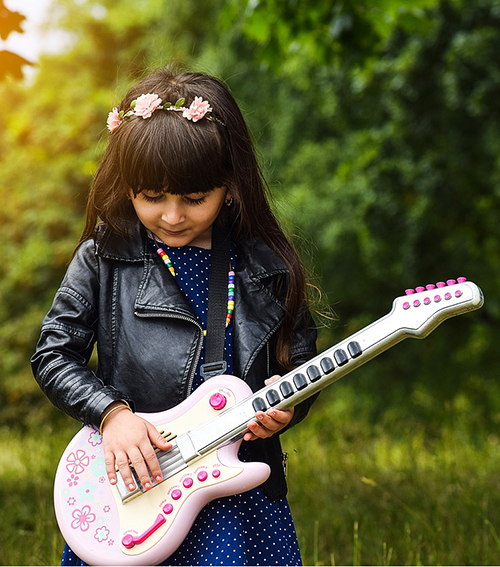 Zabawki muzyczne dla dzieci – co kupić dla małego muzyka?