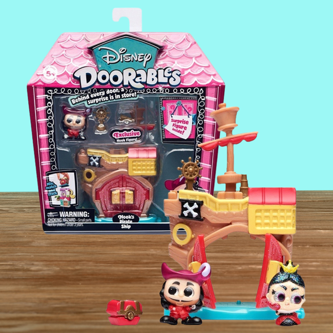 Disney Doorables Figurki Mini Statek Pirata Hook'a