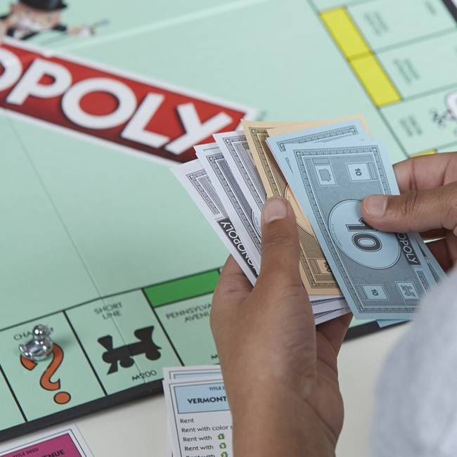 Hasbro Monopoly Gra Planszowa Strategiczna Nowe Pionki
