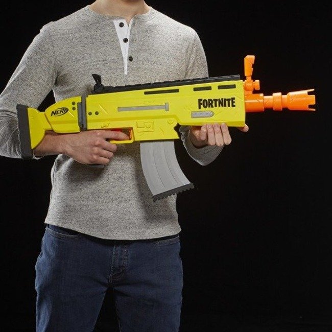 Hasbro Nerf Wyrzutnia Fortnite Risky Reeler AR-L Elite Dart Blaster 