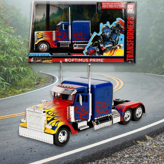 Hasbro Transformers Pojazd Optimus TIR