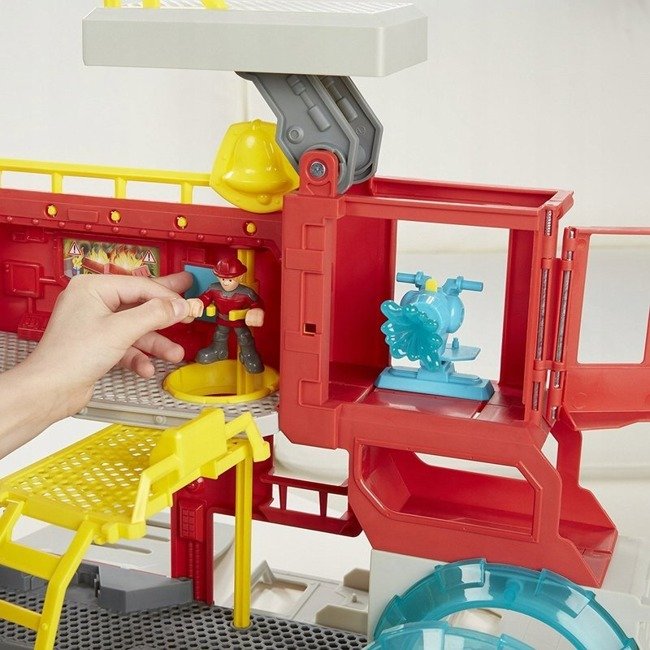 Hasbro Transformers Rescue Bots Straż Pożarna Remiza Strażacka