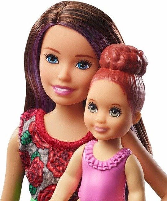 Mattel Barbie Klub Opiekunek Zestaw Łazienka Lalka Skipper i Dziecko