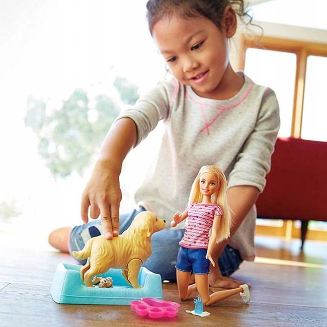 Mattel Barbie Zestaw Narodziny Piesków 