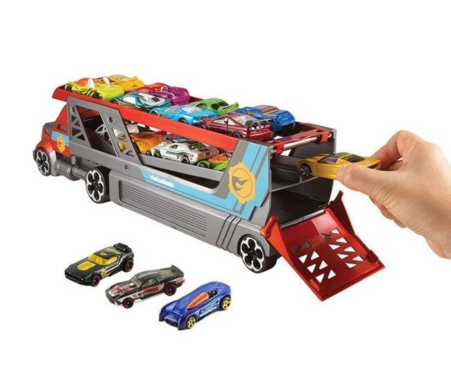 Mattel Hot Wheels Ciężarówka z Wyrzutnią + 3 Autka